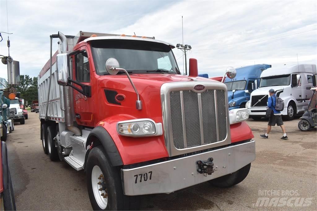 Peterbilt 567 Billenő teherautók