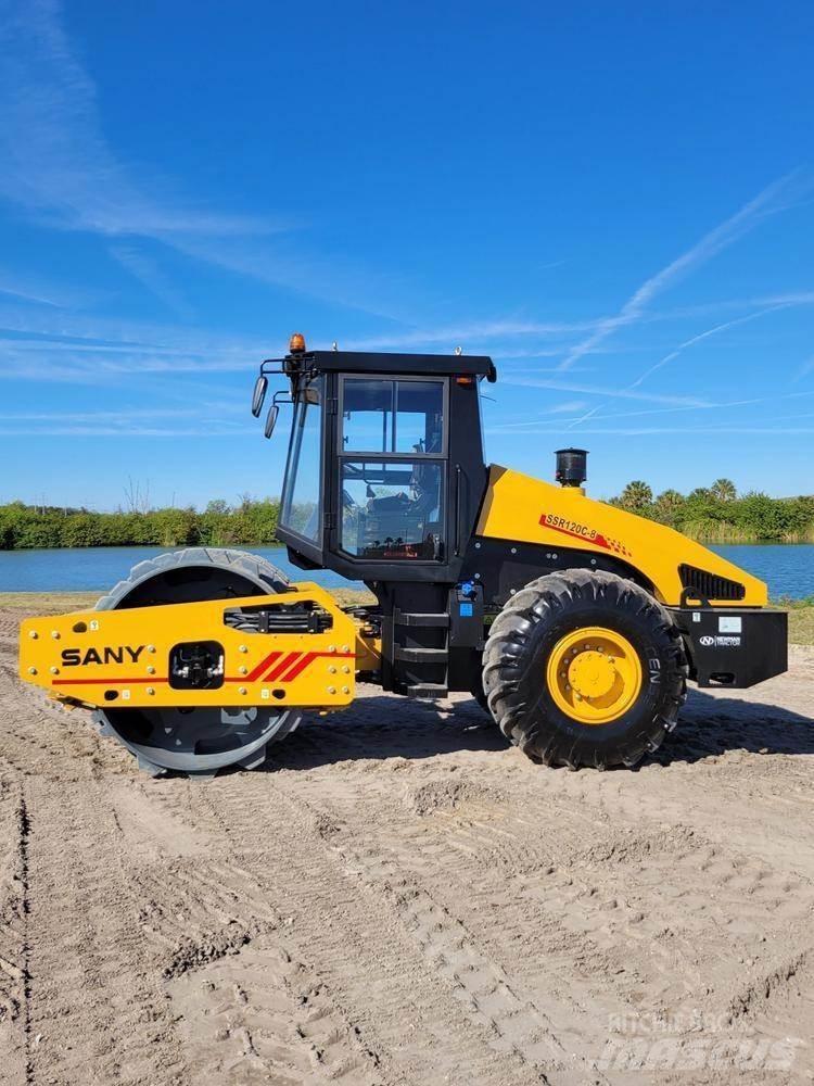 Sany SSR120C-8 Hulladéktömörítők