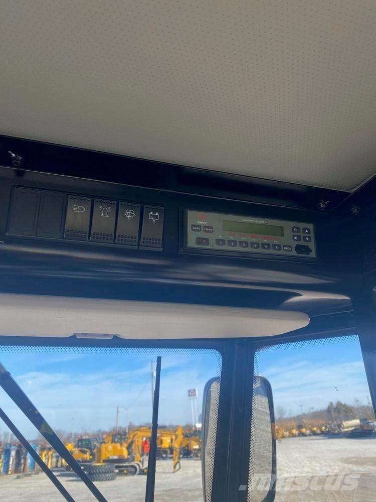 Sany SSR120C-8 Ikerdobos hengerek