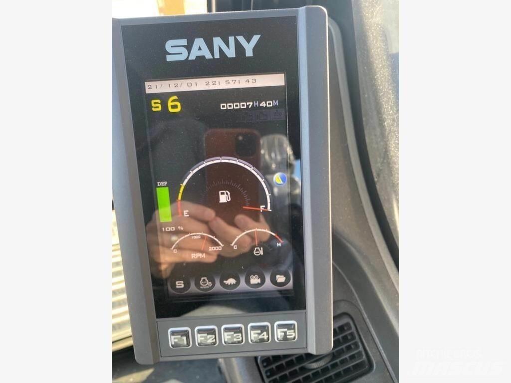 Sany SY215C LC Lánctalpas kotrók
