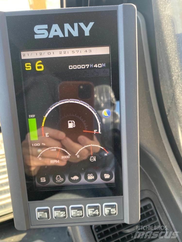 Sany SY225C Lánctalpas kotrók