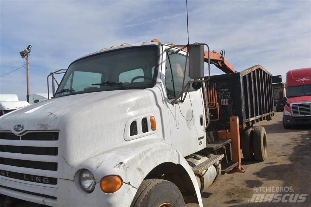 Sterling L7500 Darus teherautók