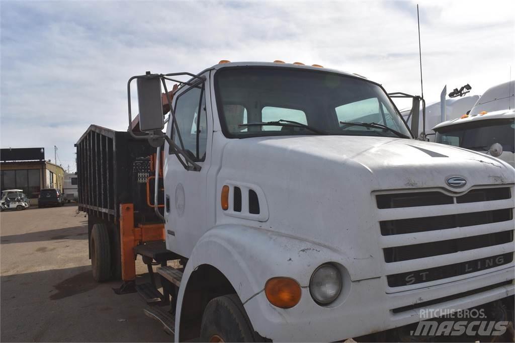 Sterling L7500 Darus teherautók
