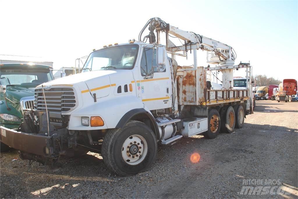 Sterling L8500 Darus teherautók