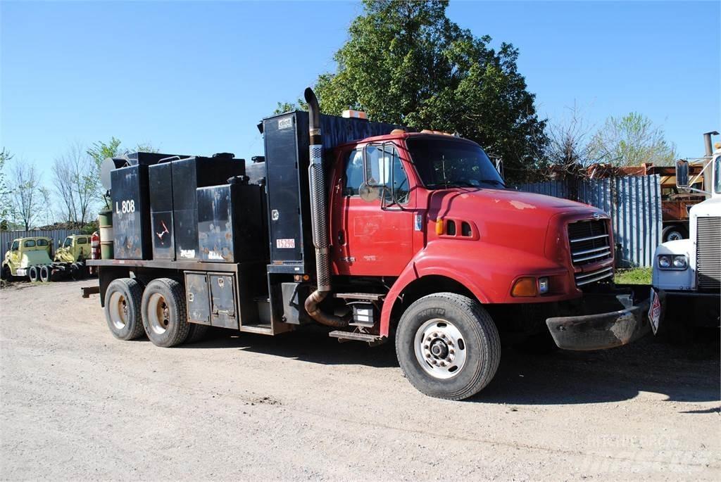 Sterling L8500 Tartályos teherautók
