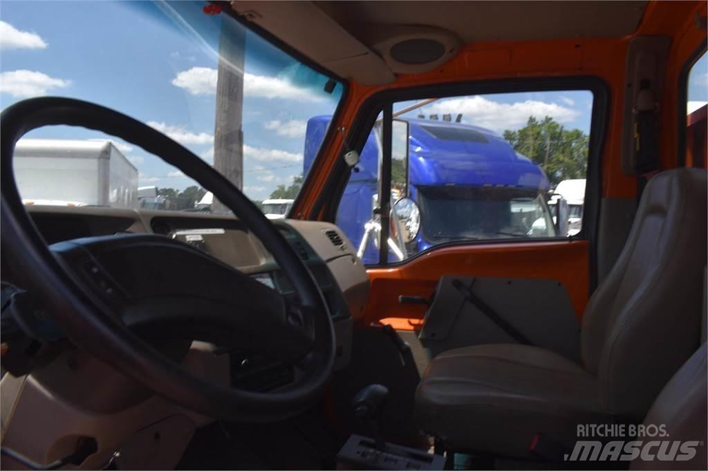 Sterling L9500 Darus teherautók