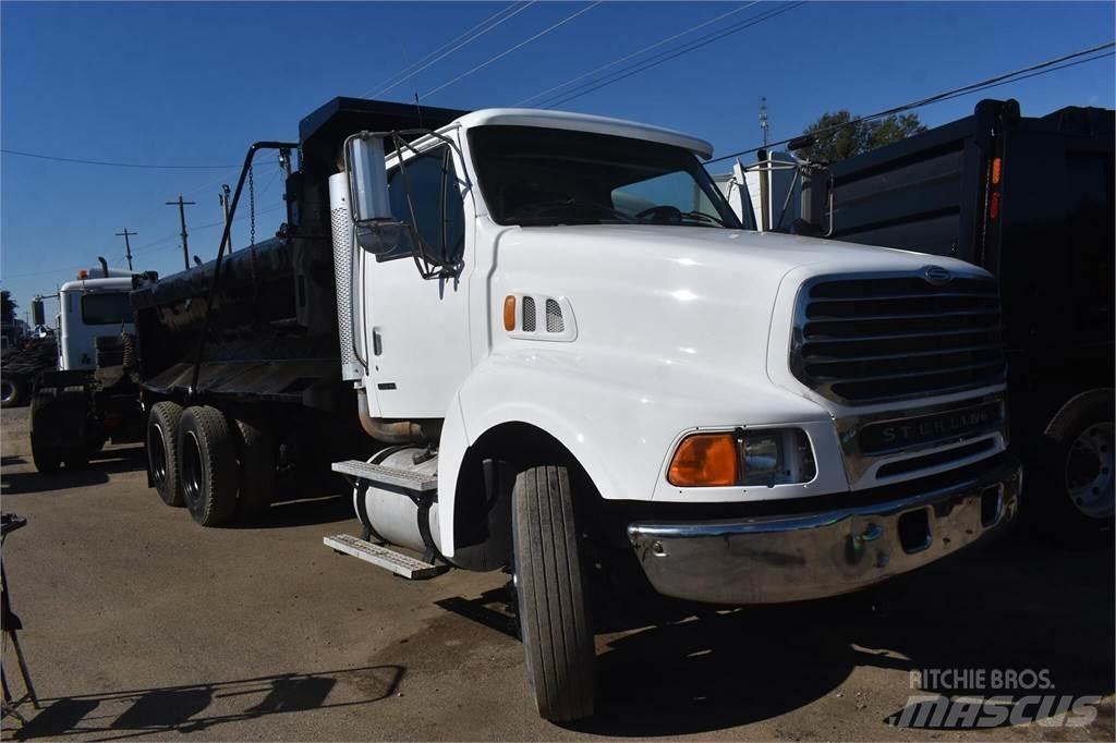 Sterling L9500 Billenő teherautók