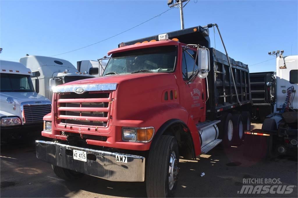 Sterling L9500 Billenő teherautók