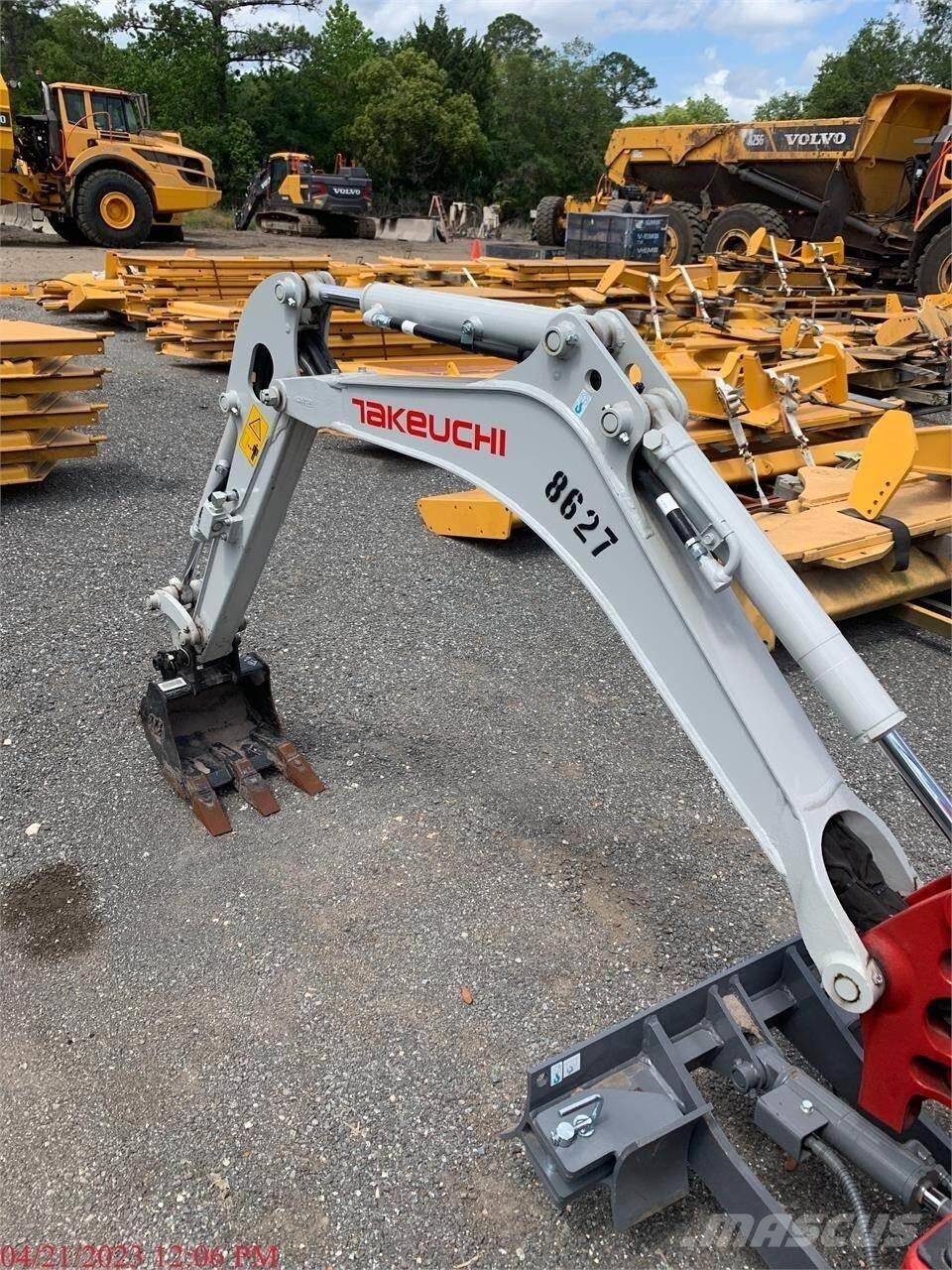 Takeuchi TB210R Mini kotrók < 7t