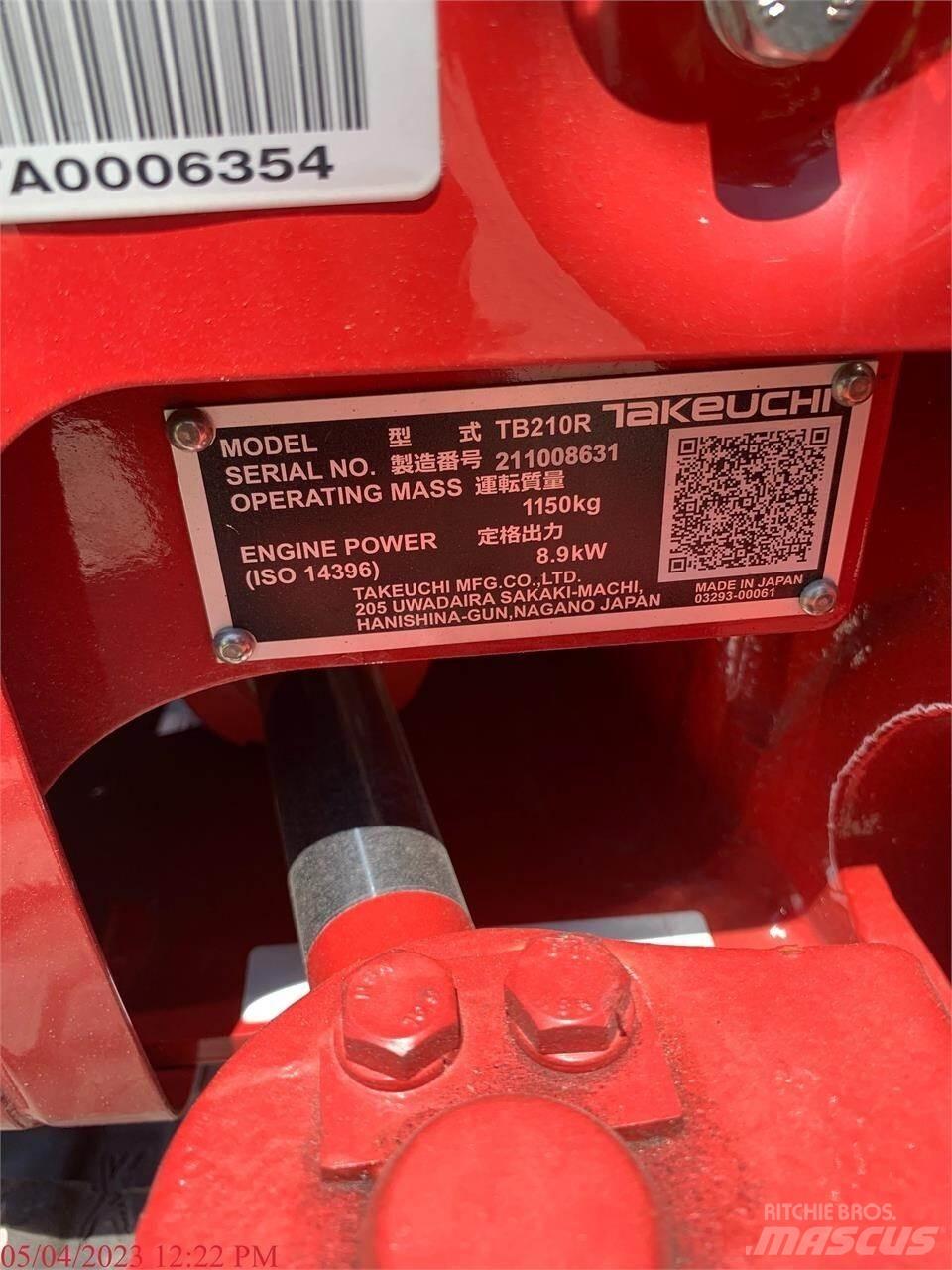 Takeuchi TB210R Mini kotrók < 7t