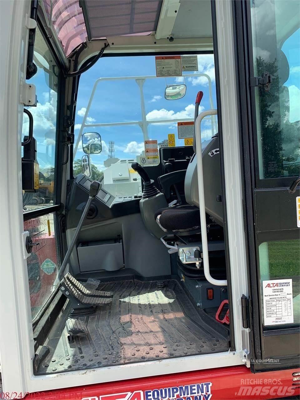 Takeuchi TB2150 Lánctalpas kotrók