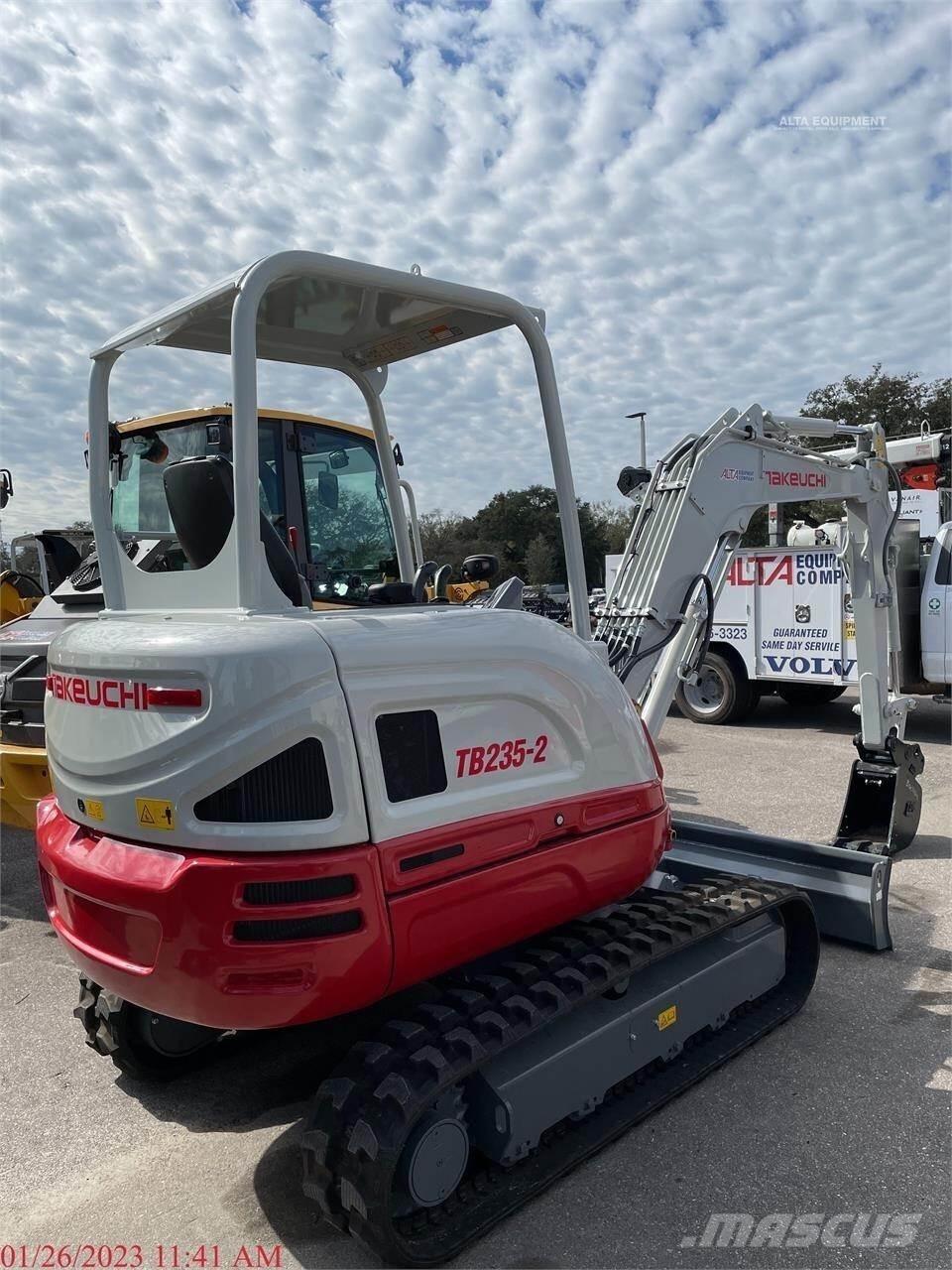 Takeuchi TB235-2 Mini kotrók < 7t