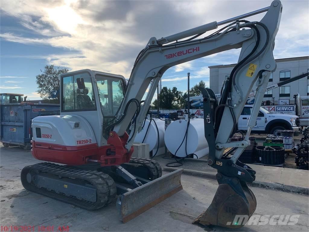 Takeuchi TB250-2 Mini kotrók < 7t