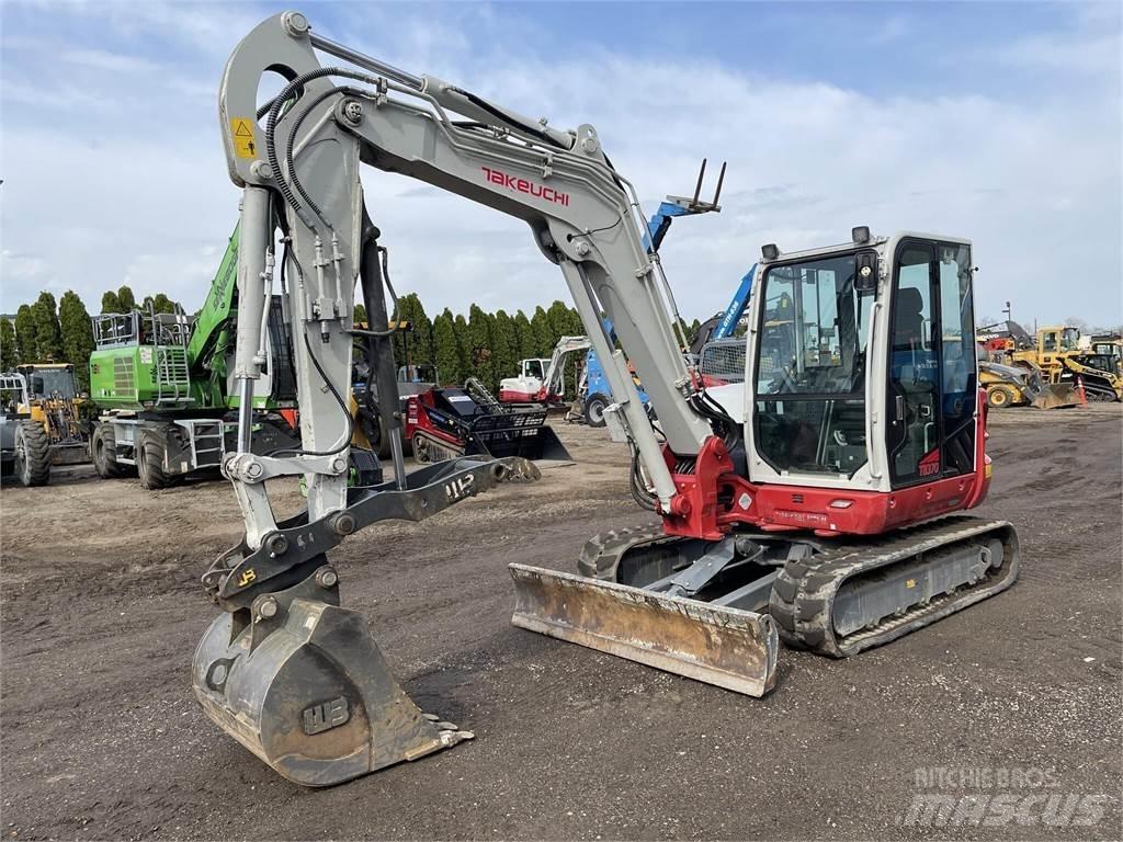 Takeuchi TB370 Lánctalpas kotrók
