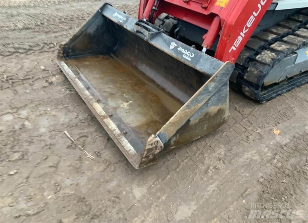 Takeuchi TL10V2 Kompaktrakodók