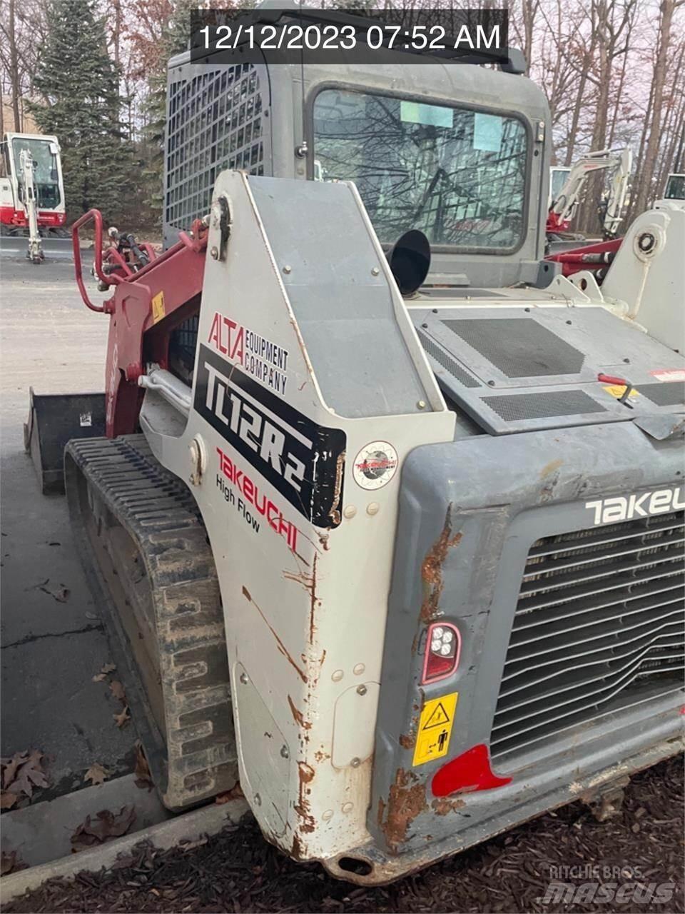 Takeuchi TL12R2 Kompaktrakodók