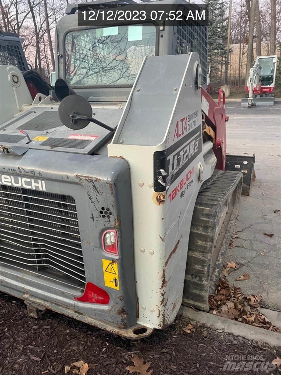 Takeuchi TL12R2 Kompaktrakodók