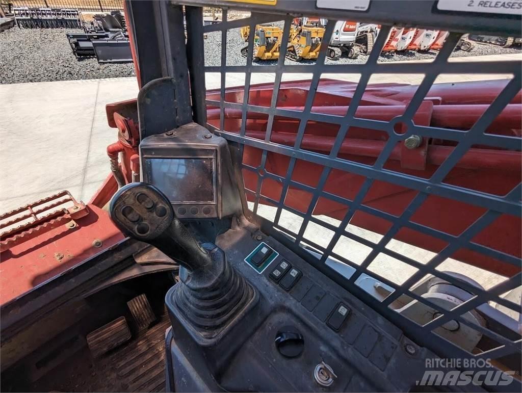 Takeuchi TL12V2 Kompaktrakodók