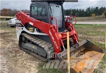 Takeuchi TL12V2 Kompaktrakodók