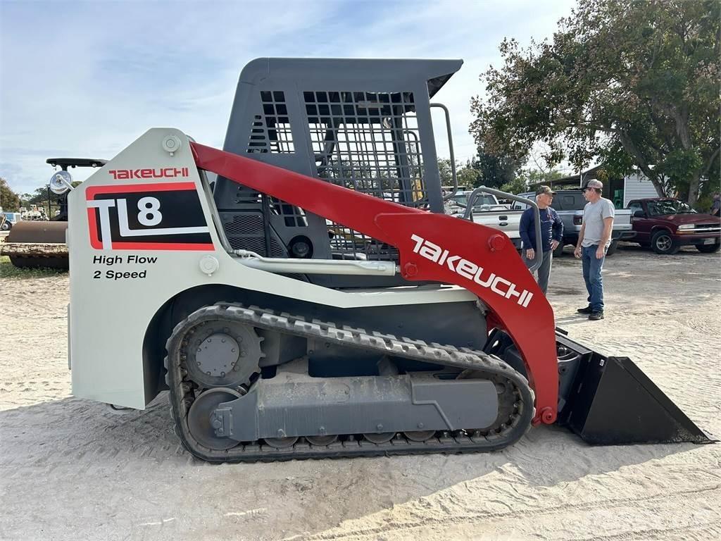 Takeuchi TL8 Kompaktrakodók