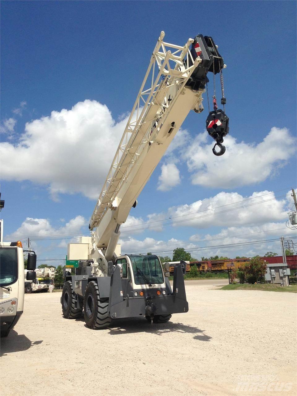 Terex CD225 Mobil daruk