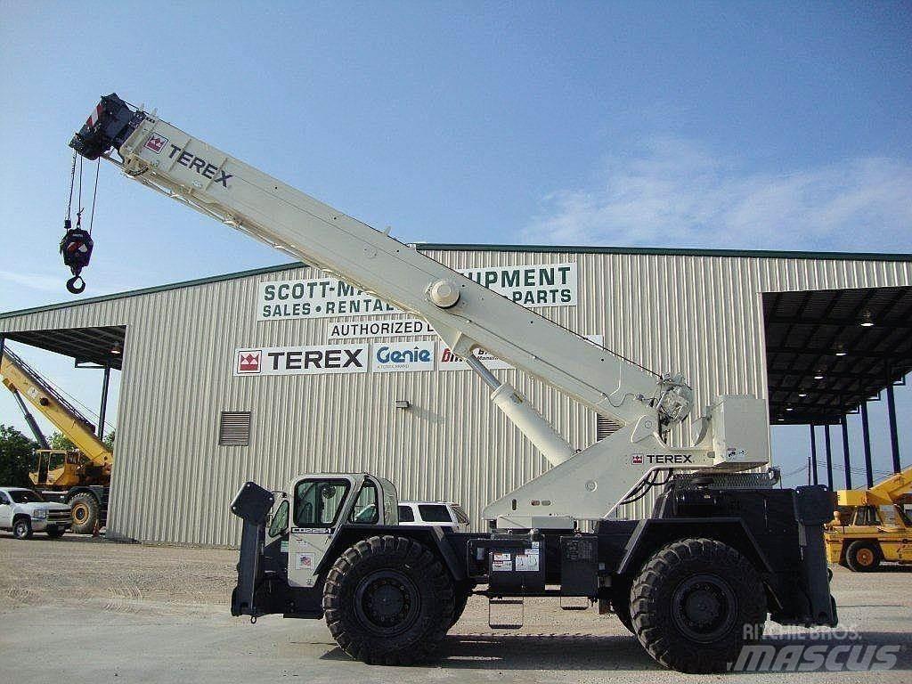 Terex CD225 Mobil daruk