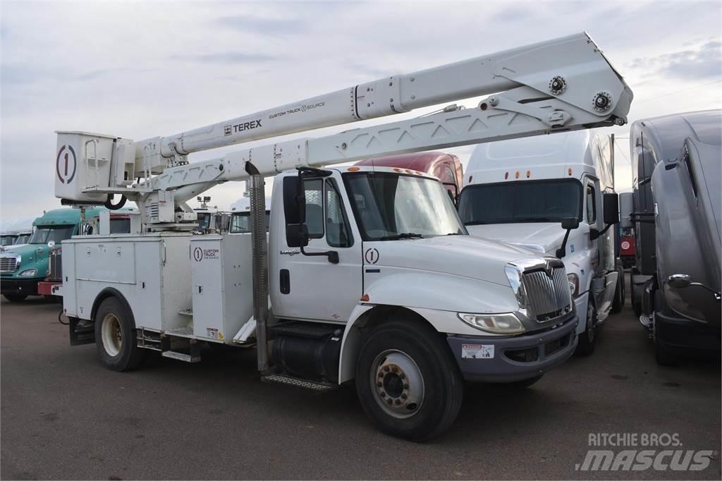 Terex HRX55 Teherautóra szerelt emelők és állványok