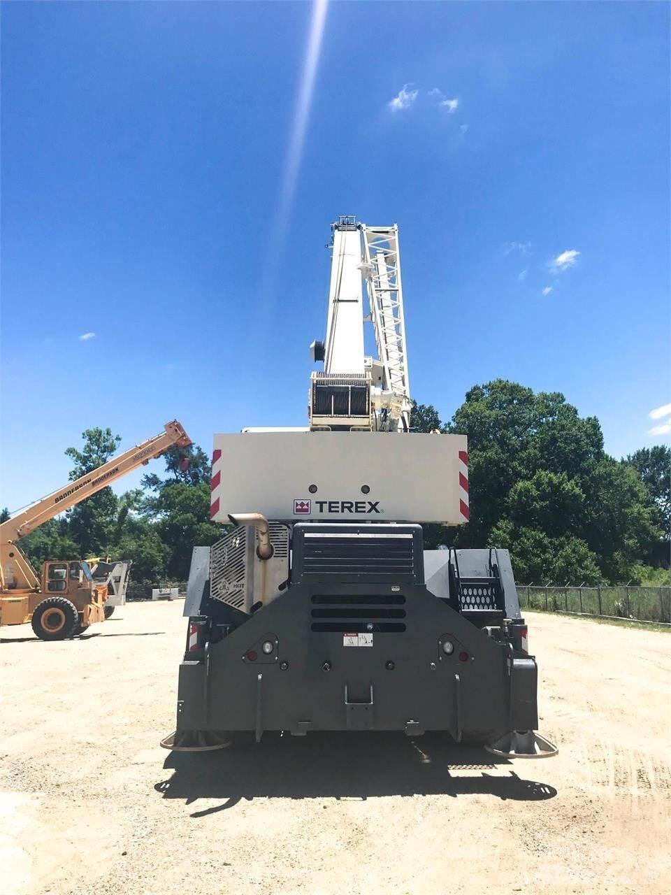 Terex RT670 Mobil daruk