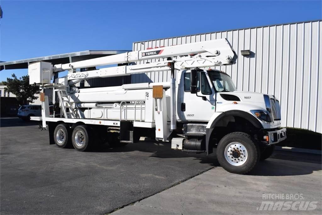 Terex TCX65/100 Teherautóra szerelt emelők és állványok