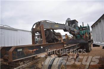 Timberjack 330 Erdészeti pótkocsik