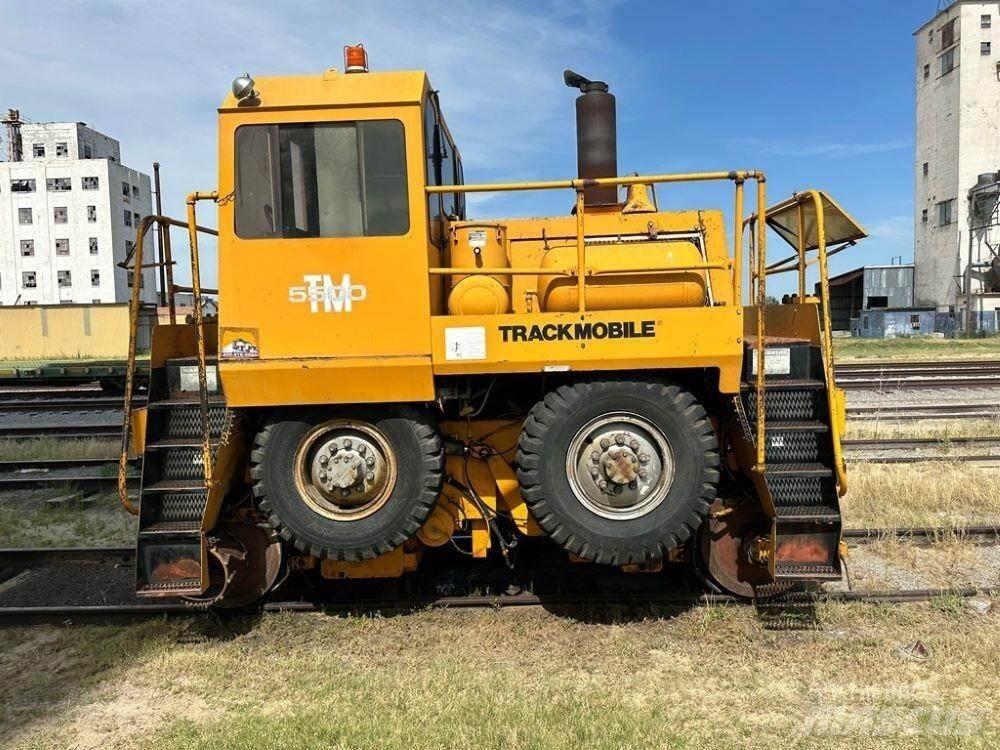  TRACKMOBILE 5500TM Építőipar - Egyebek