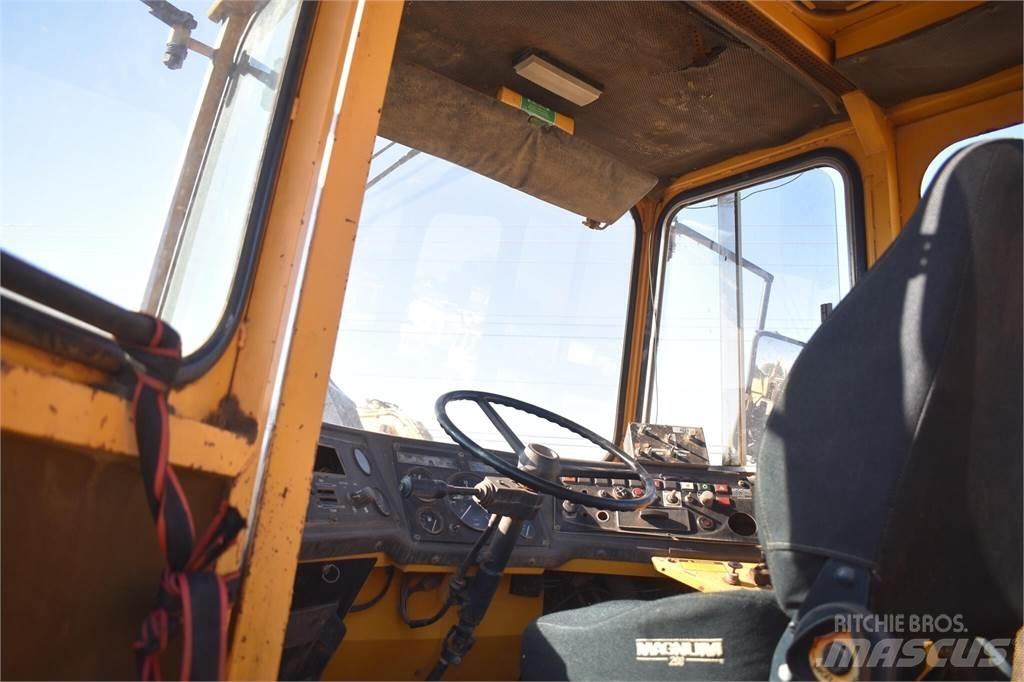 Volvo A25 Csuklósdömperek