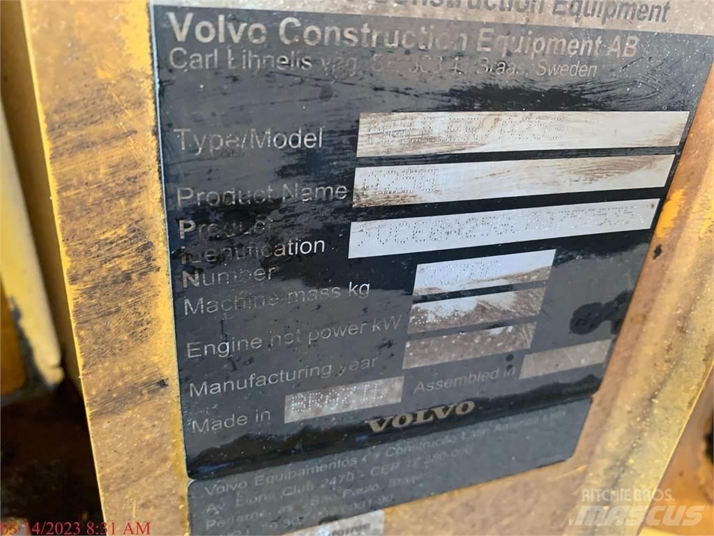 Volvo A25G Csuklósdömperek