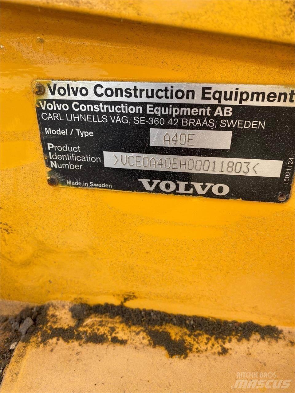 Volvo A40E Vízszállító teherautók
