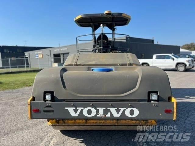 Volvo DD120C Ikerdobos hengerek