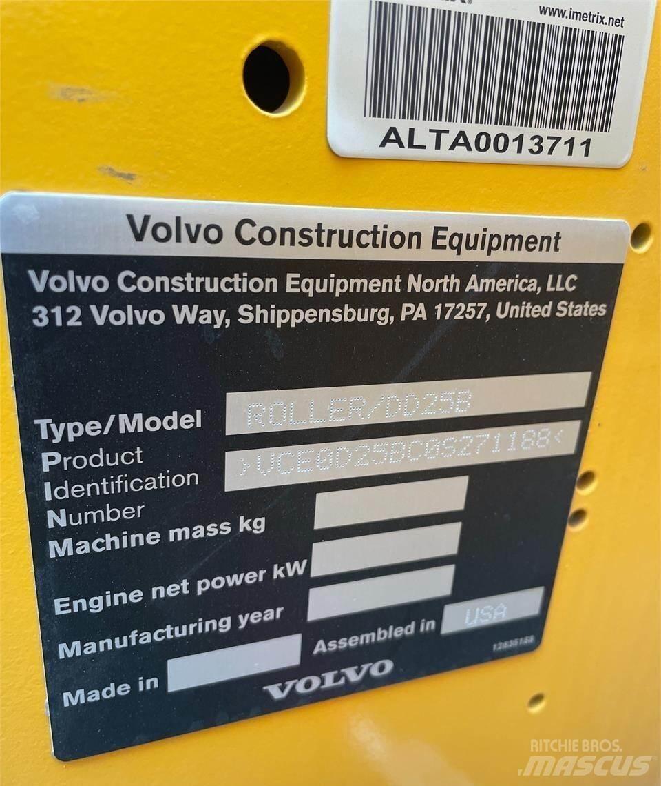Volvo DD25B Ikerdobos hengerek