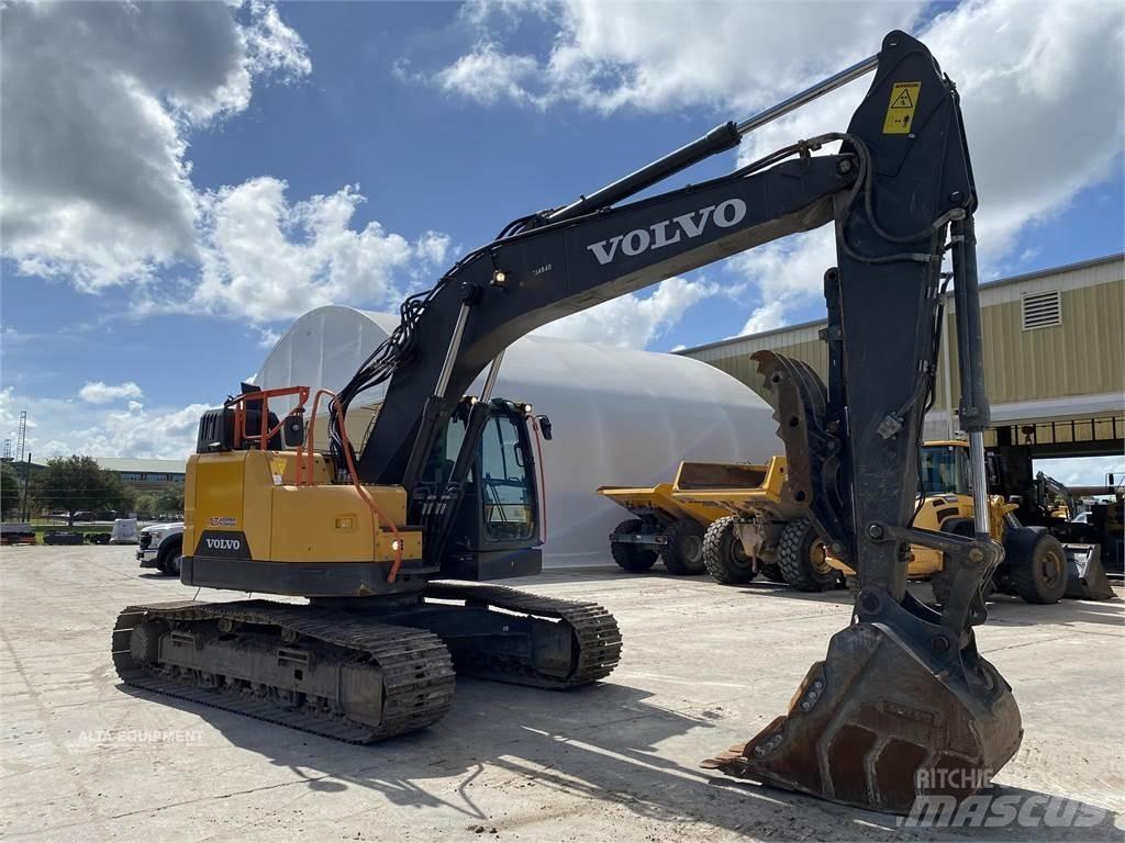 Volvo ECR235EL Lánctalpas kotrók