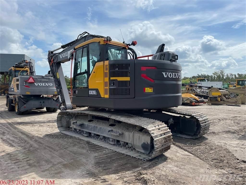 Volvo ECR235EL Lánctalpas kotrók