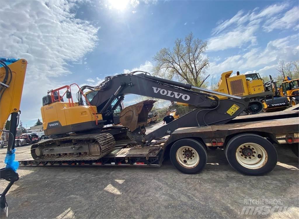 Volvo ECR235EL Lánctalpas kotrók