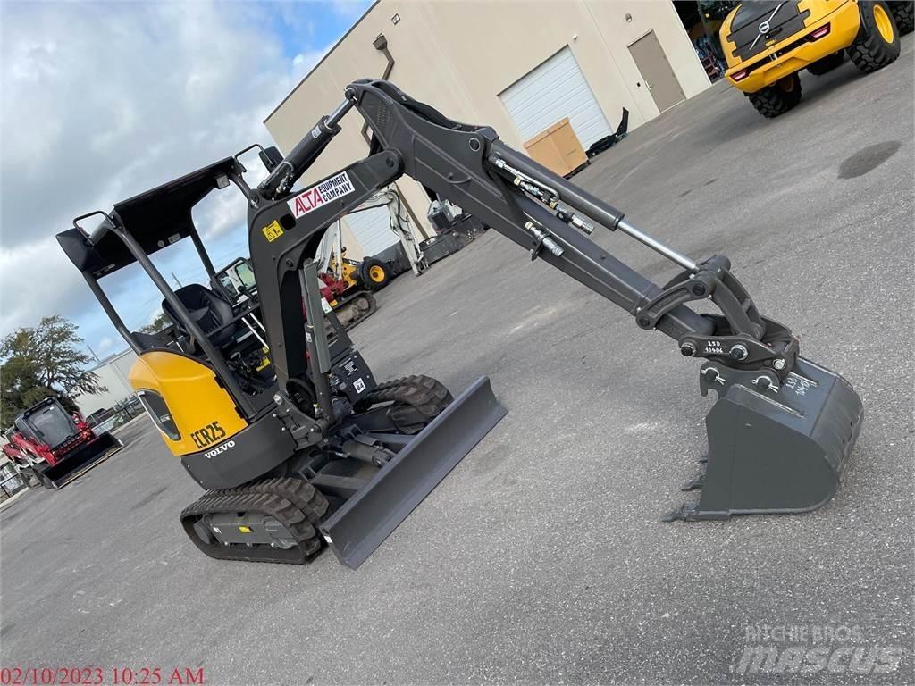 Volvo ECR25D Mini kotrók < 7t