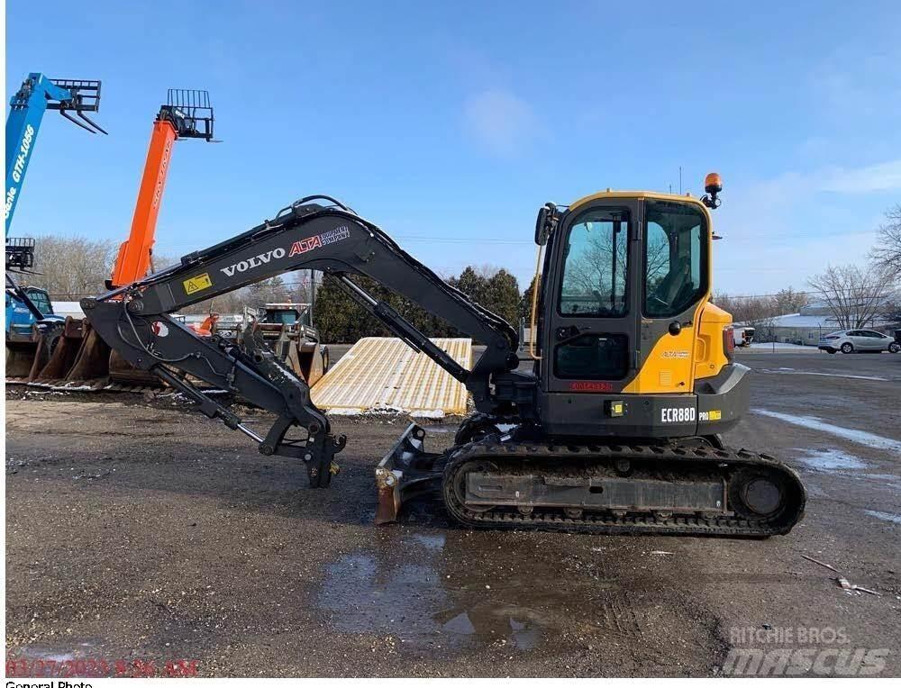 Volvo ECR88D Lánctalpas kotrók