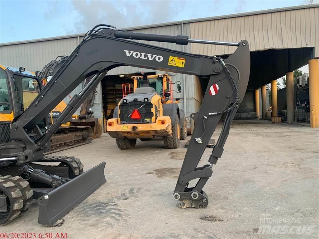 Volvo ECR88D Lánctalpas kotrók