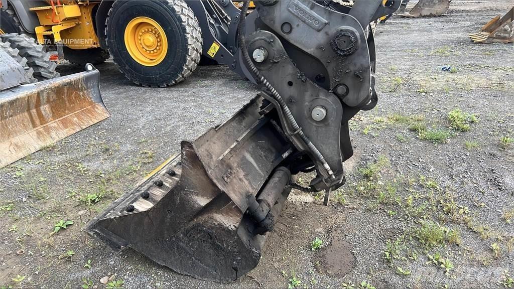 Volvo EW180E Gumikerekes kotrók