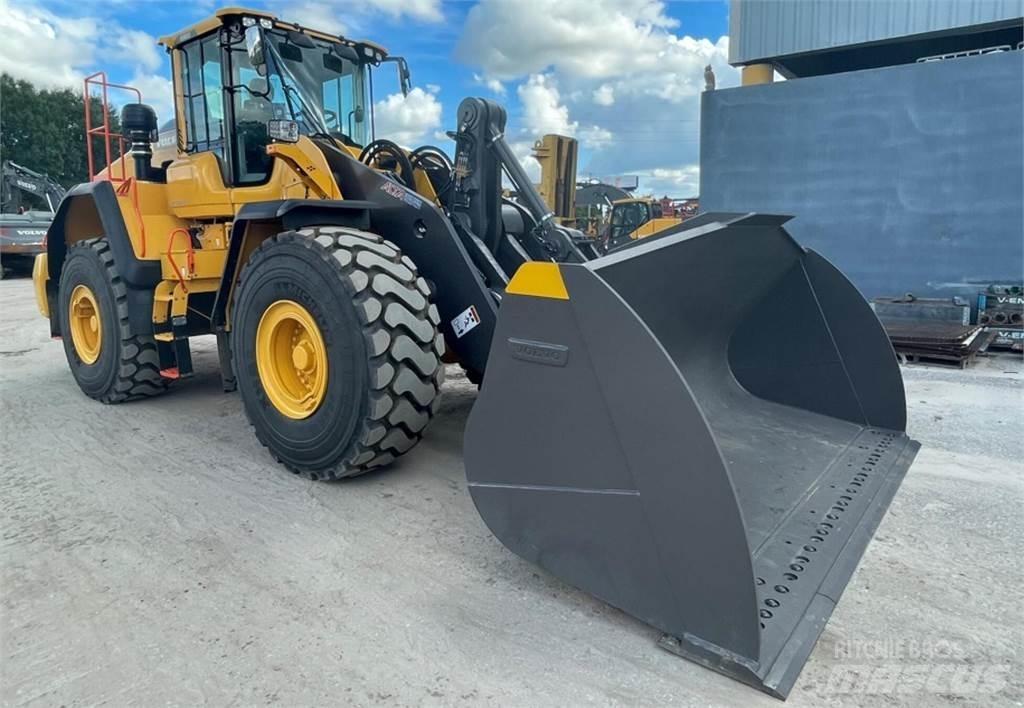 Volvo L180H Gumikerekes homlokrakodók