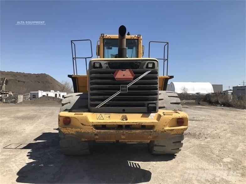 Volvo L220E Gumikerekes homlokrakodók