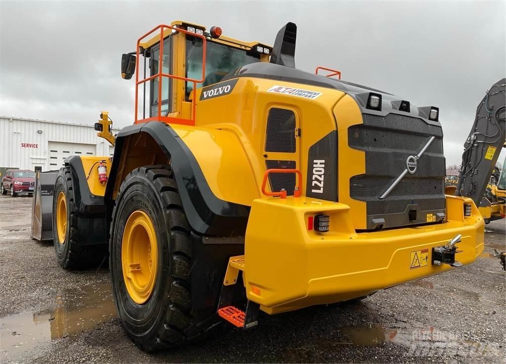 Volvo L220H Gumikerekes homlokrakodók