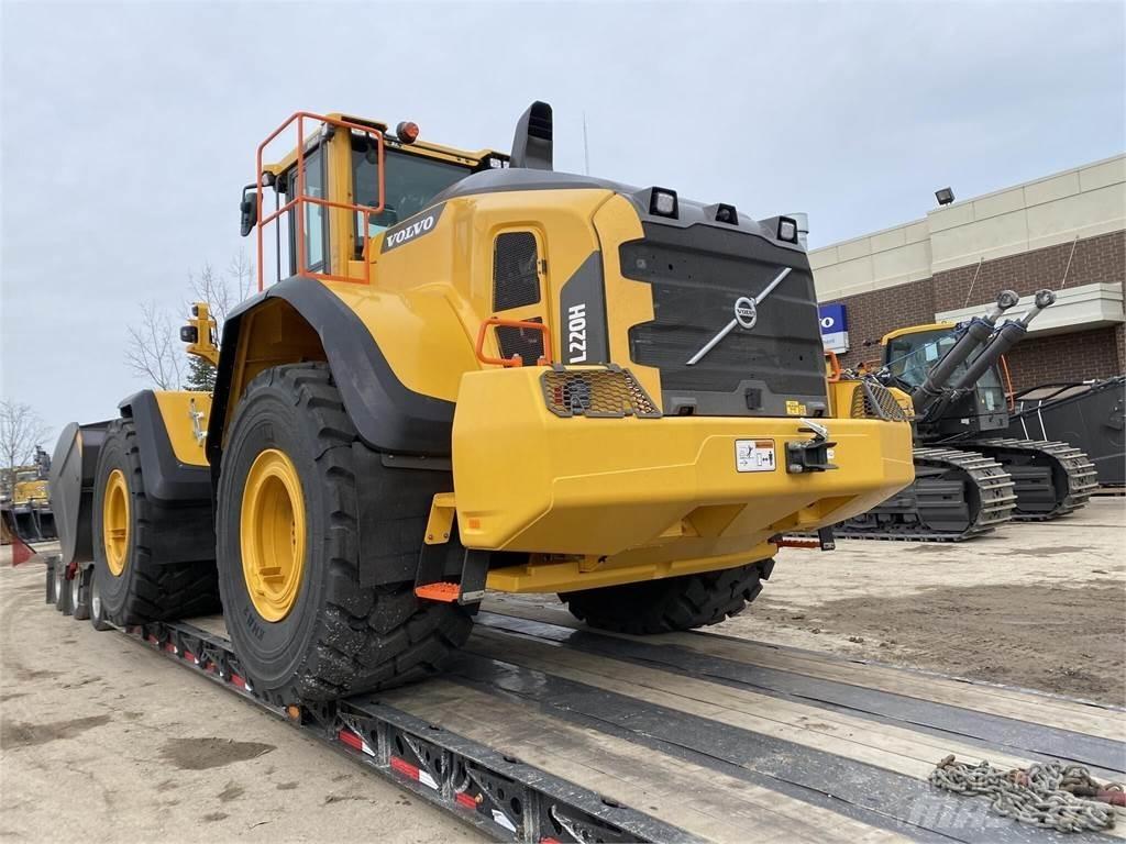 Volvo L220H Gumikerekes homlokrakodók
