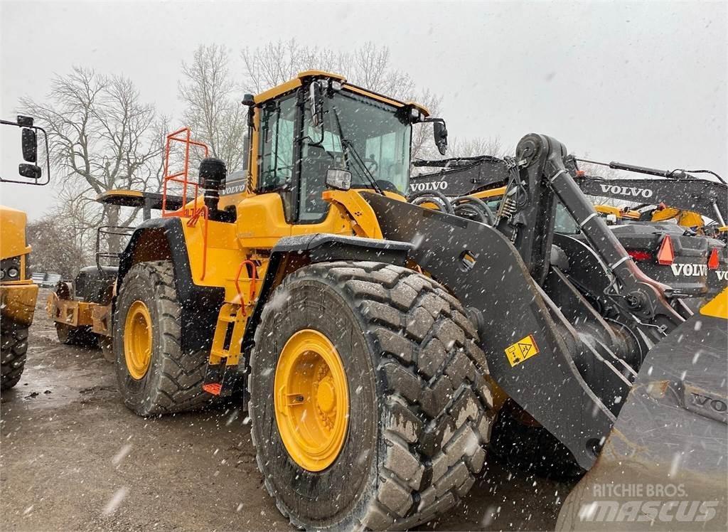 Volvo L220H Gumikerekes homlokrakodók