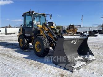 Volvo L25 ELECTRIC Gumikerekes homlokrakodók