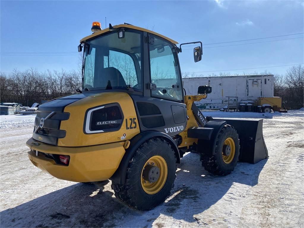 Volvo L25 ELECTRIC Gumikerekes homlokrakodók